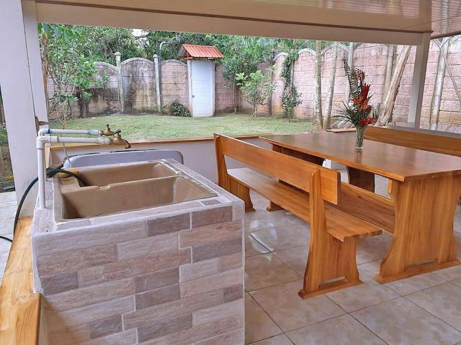 Tropical Bee Garden Holiday Houses Savegre Extérieur photo